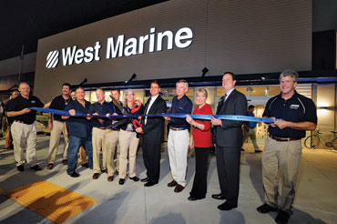 west marine opens flagship store in midwest quimbys cruising guide west marine customer service